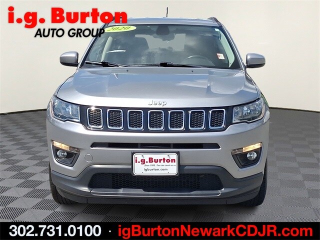 2020 Jeep Compass Latitude photo 2