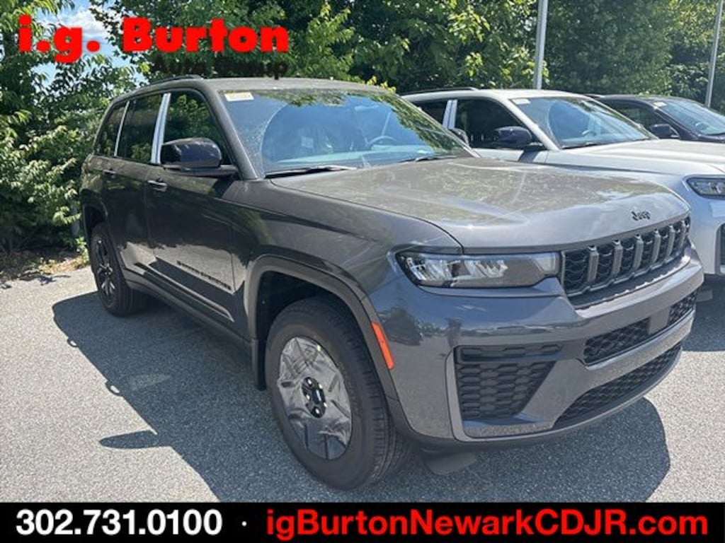 New 2026 Jeep Grand Cherokee LAREDO ALTITUDE 4X4 Sport Utility