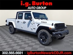 2025 Jeep Gladiator WILLYS 4X4 Pickup
