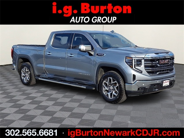 2024 GMC Sierra 1500 SLT's photo