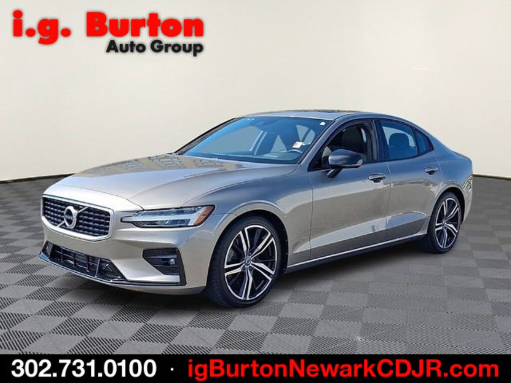 Used 2019 Volvo S60 T6 R-Design Sedan