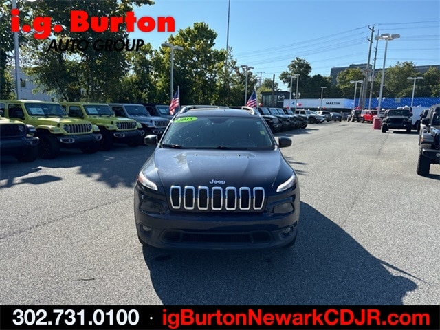 Used 2015 Jeep Cherokee Latitude with VIN 1C4PJMCB2FW773378 for sale in Newark, DE