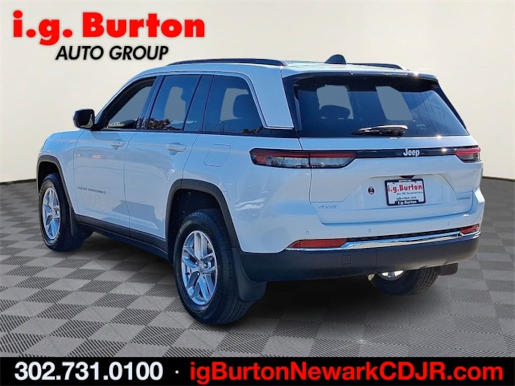 New 2025 Jeep Grand Cherokee LAREDO X 4X4 Sport Utility