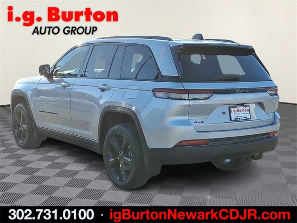 New 2025 Jeep Grand Cherokee ALTITUDE X 4X4 Sport Utility