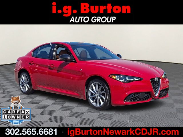 2024 Alfa Romeo Giulia Ti AWD's photo