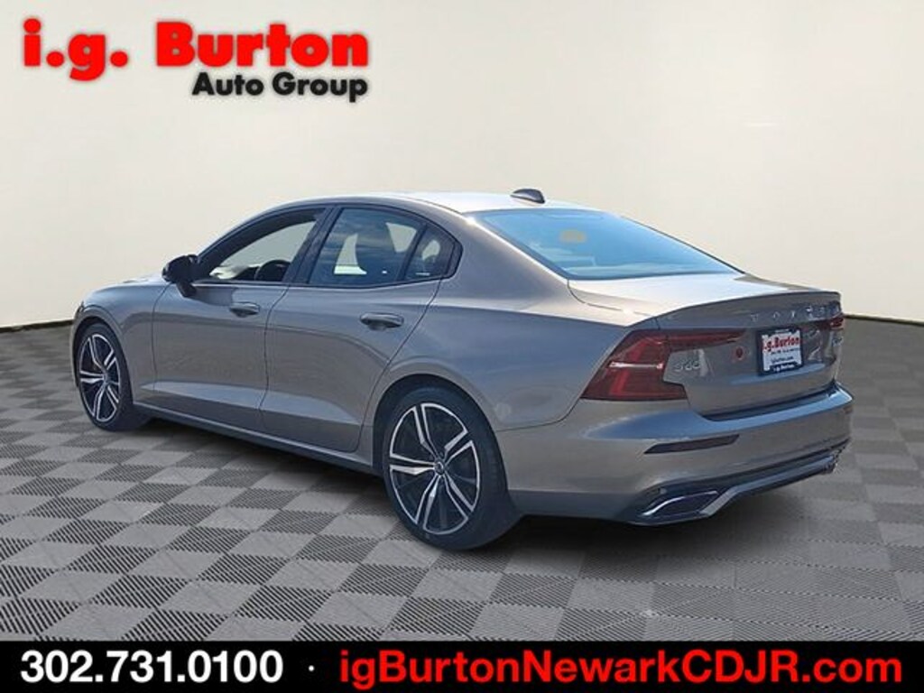 Used 2019 Volvo S60 T6 R-Design Sedan