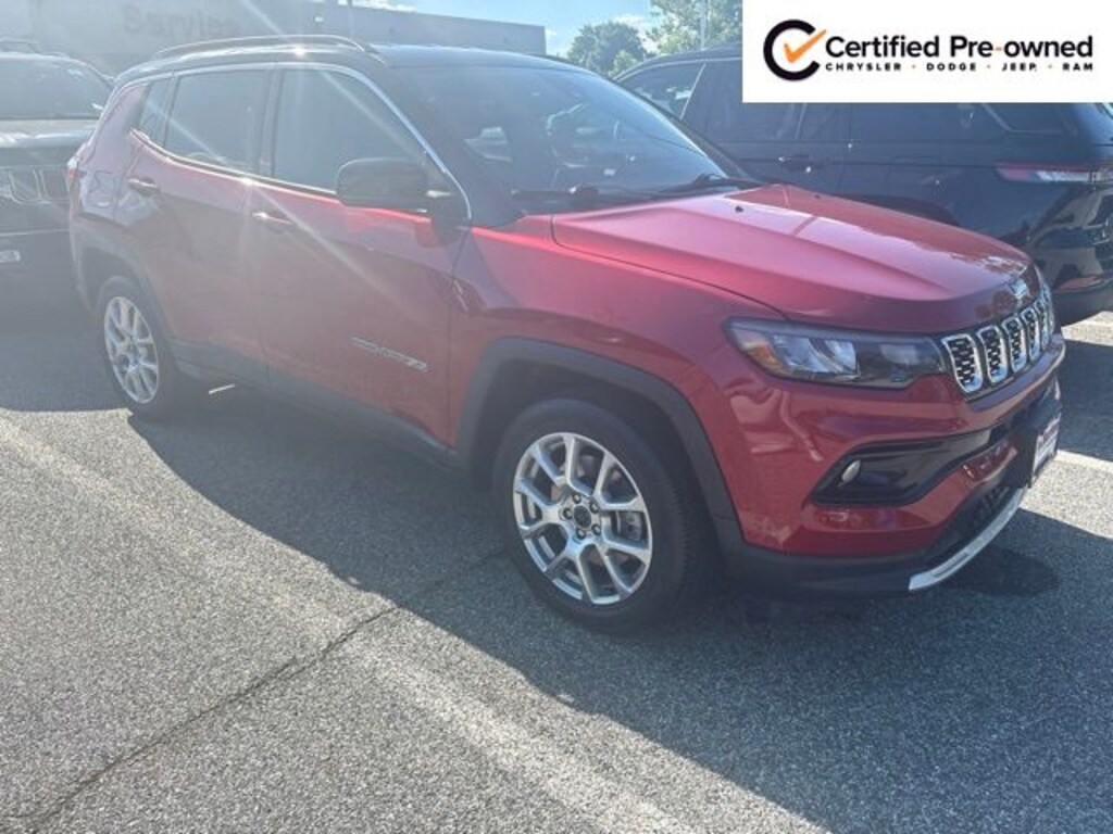 Used 2025 Jeep Compass Limited SUV