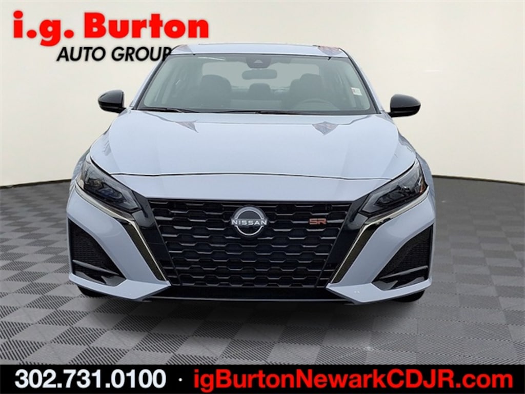 Used 2025 Nissan Altima 2.5 SR Sedan