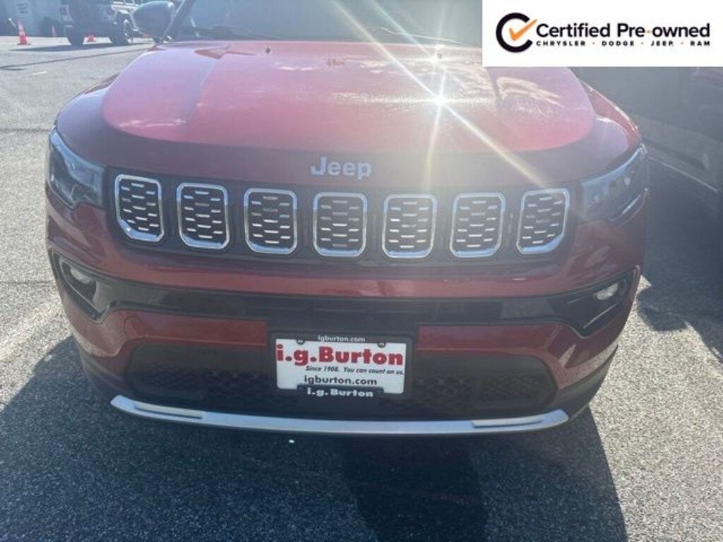 Used 2025 Jeep Compass Limited SUV