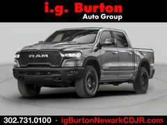 2026 Ram 1500 EXPRESS CREW CAB 4X4 5'7 BOX Pickup
