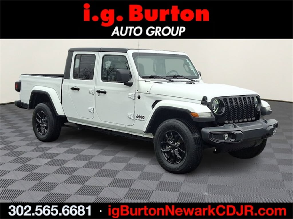 Used 2022 Jeep Gladiator Altitude Truck