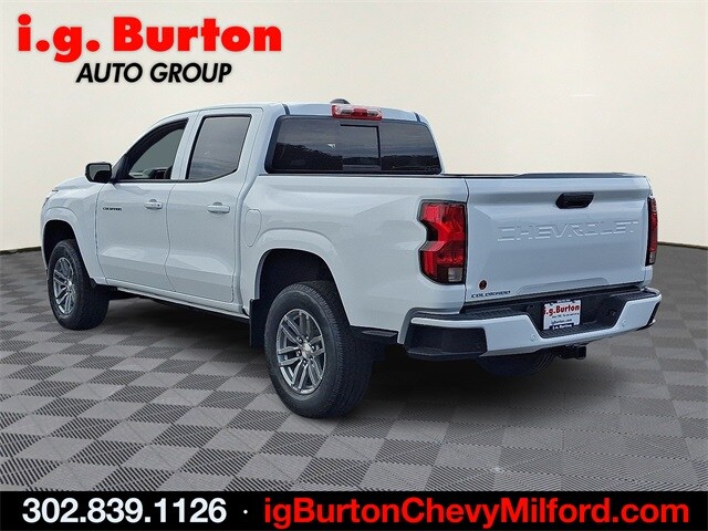 2025 Chevrolet Colorado Work Truck LT photo 3