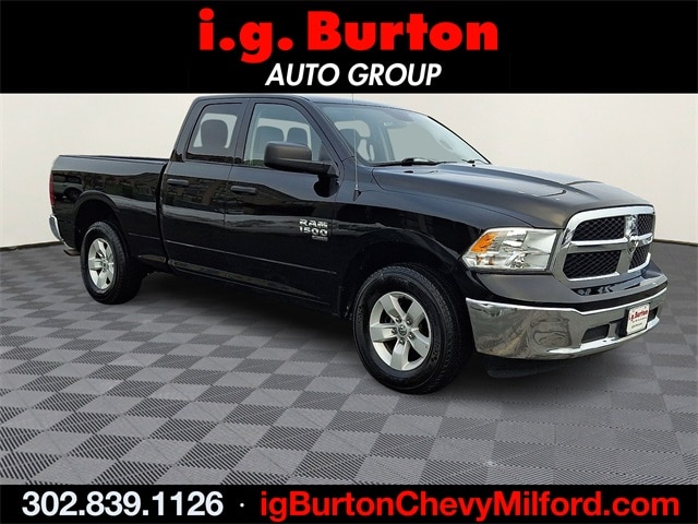 2024 RAM 1500 Classic SLT Quad Cab 4WD