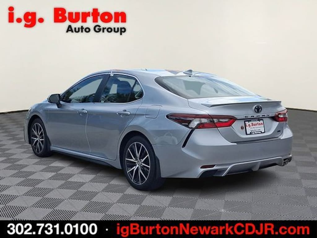 Used 2024 Toyota Camry SE Sedan
