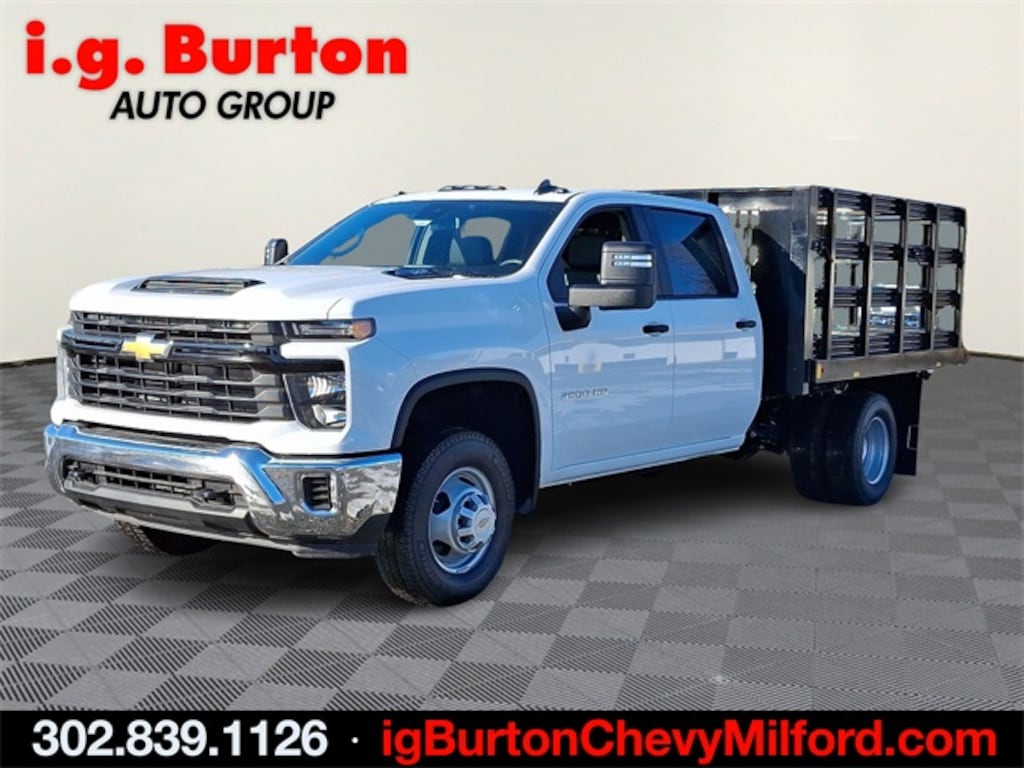 New 2024 Chevrolet Silverado 3500 HD Chassis Cab Work Truck Truck Crew Cab