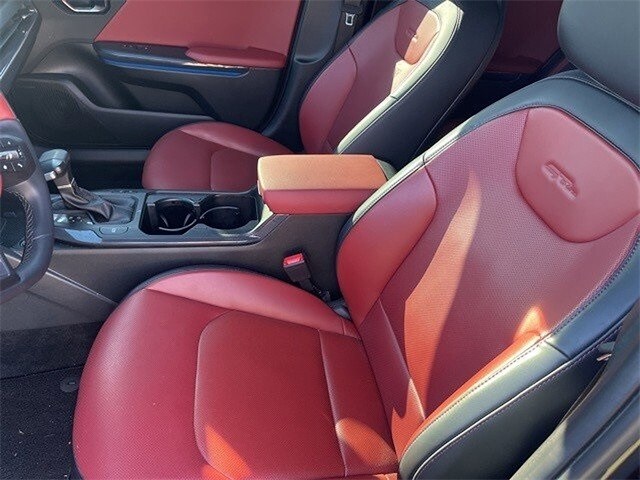 2025 Kia K4 GT-Line Turbo photo 2