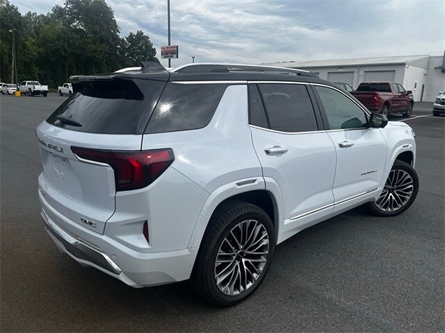 2026 Gmc Terrain Denali photo 3