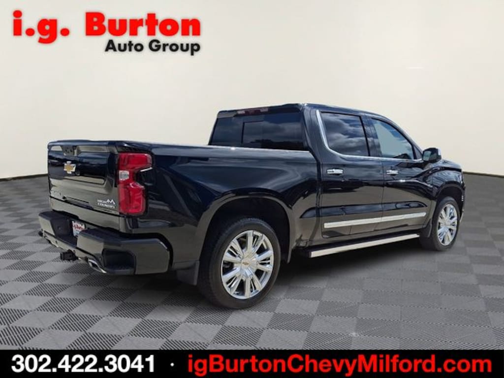 New 2026 Chevrolet Silverado 1500 High Country Truck Crew Cab