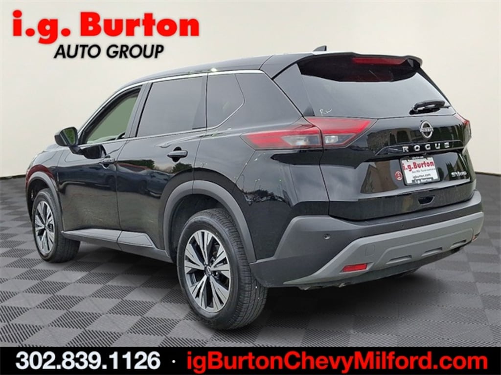 Used 2023 Nissan Rogue SV SUV