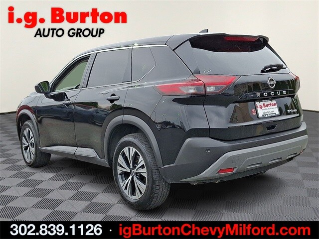 2023 Nissan Rogue SV photo 4