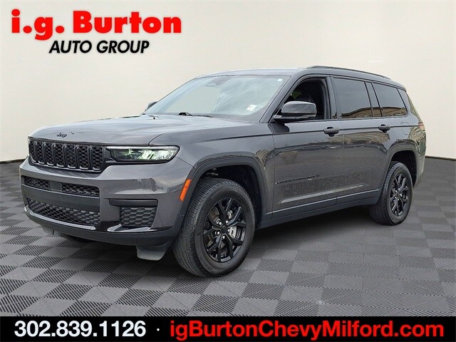 2024 Jeep Grand Cherokee Altitude photo 3