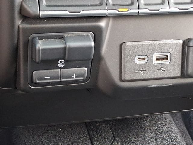2022 Chevrolet Silverado 1500 Limited RST - Photo 26