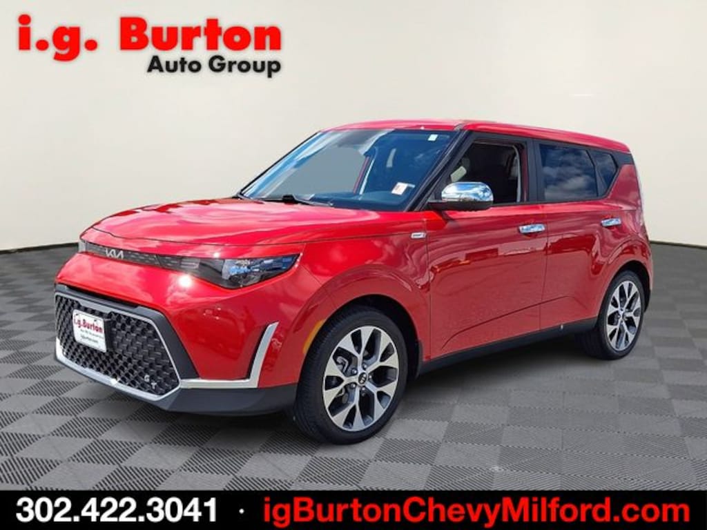 Used 2025 Kia Soul LX Hatchback