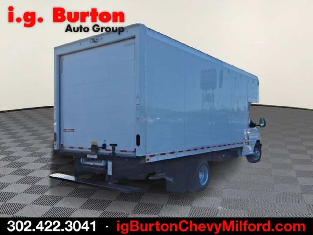 New 2024 Chevrolet Express Cutaway 4500 Truck