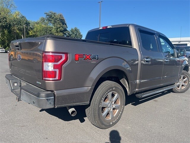 2019 Ford F-150 XLT photo 2