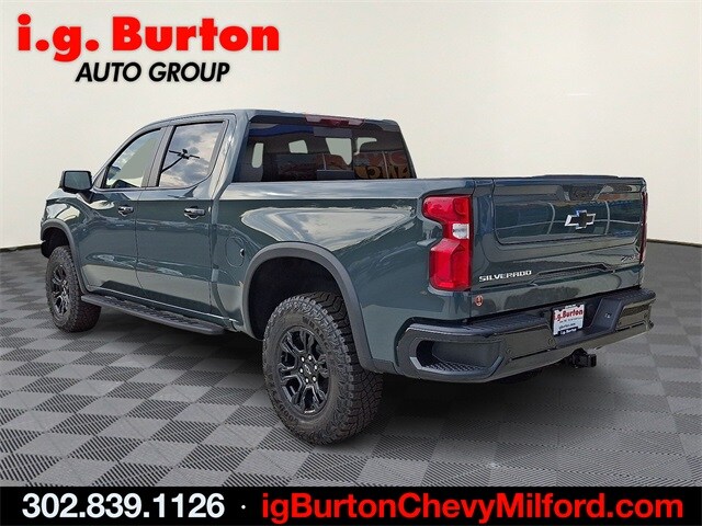 2026 Chevrolet Silverado 1500 ZR2 photo 3