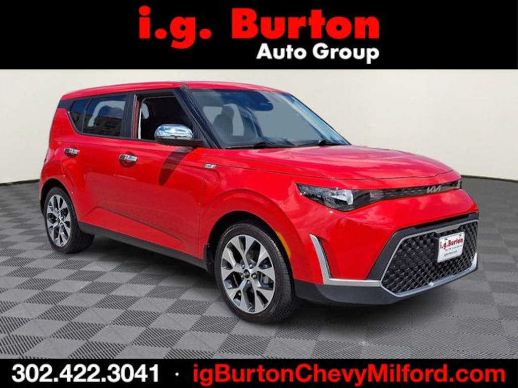 Used 2025 Kia Soul LX Hatchback