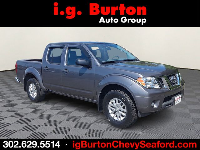 Gray (Gun Metallic) 2016 Nissan Frontier SV Crew Cab 4WD Pickup Truck Four-Wheel Drive 5-Speed Automatic Overdrive