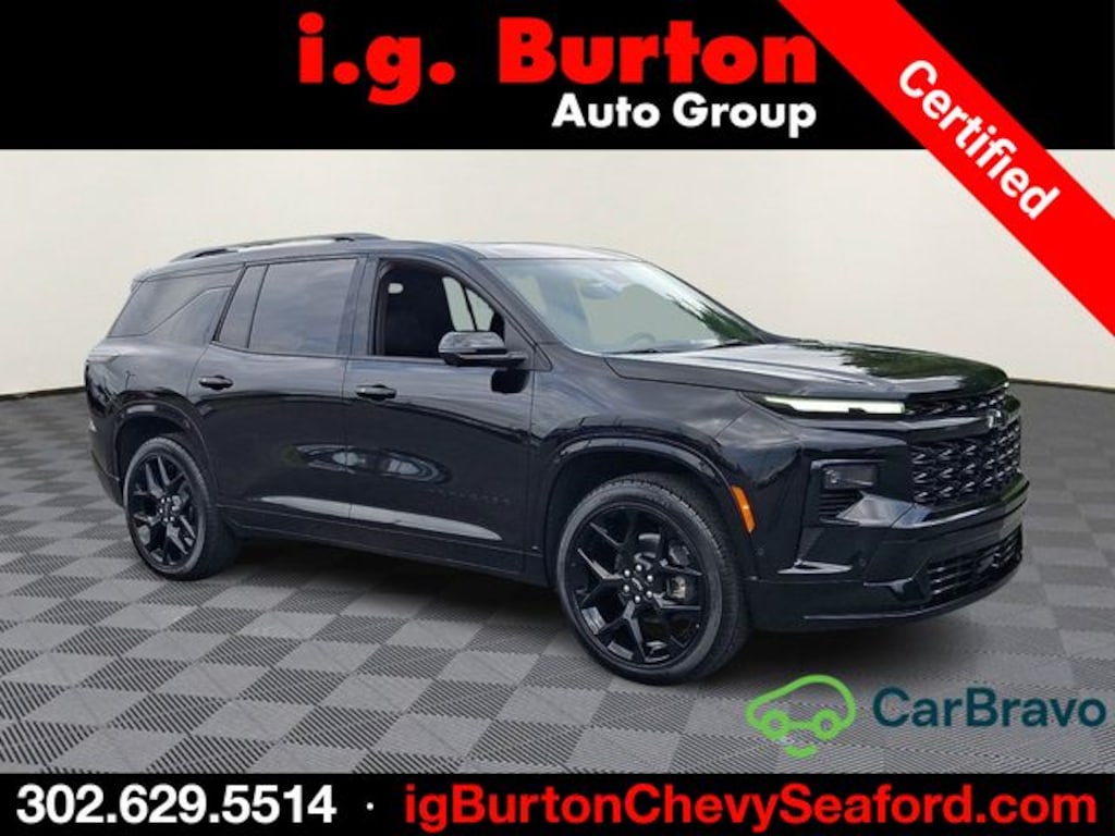 Used 2025 Chevrolet Traverse RS SUV