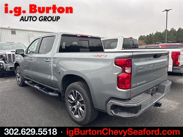 2024 Chevrolet Silverado 1500 LT photo 4