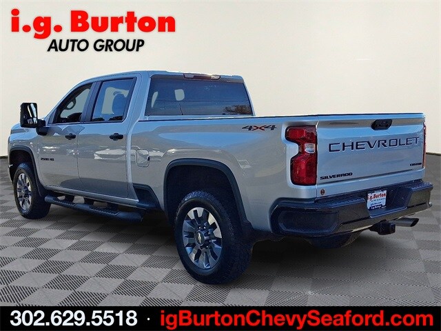 2023 Chevrolet Silverado 2500HD Custom photo 4
