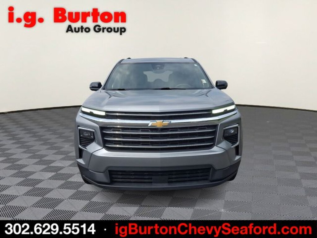 Used 2024 Chevrolet Traverse LT SUV