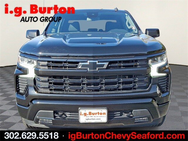 2023 Chevrolet Silverado 1500 RST photo 2