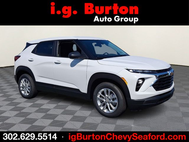 Summit White 2026 Chevrolet Trailblazer SUV / Crossover Front-Wheel Drive Continuously Variable Transmission