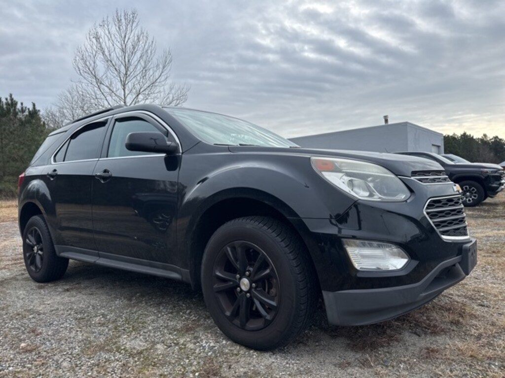 Used 2017 Chevrolet Equinox LT SUV