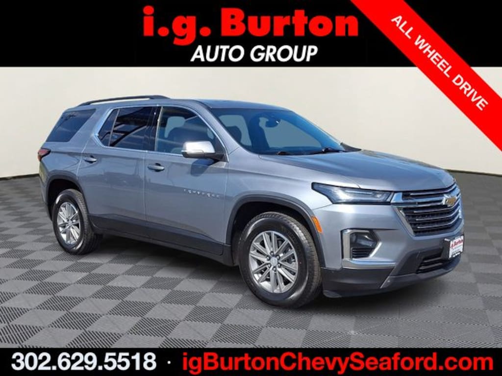 Used 2023 Chevrolet Traverse LT SUV