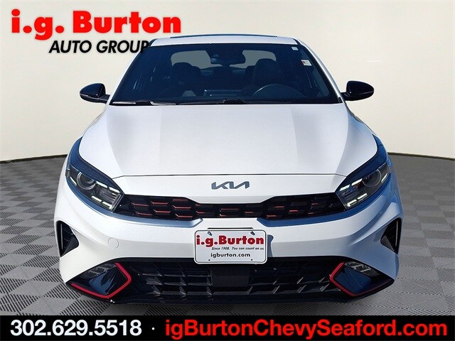 2024 Kia Forte GT-Line photo 2