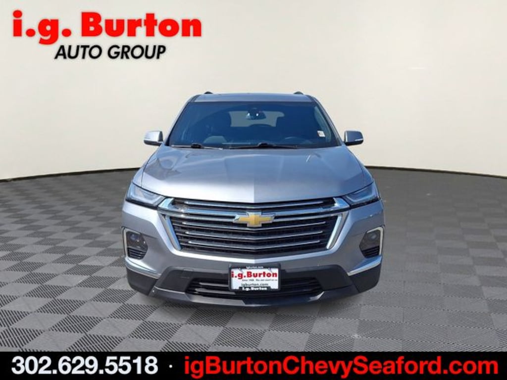 Used 2023 Chevrolet Traverse LT SUV