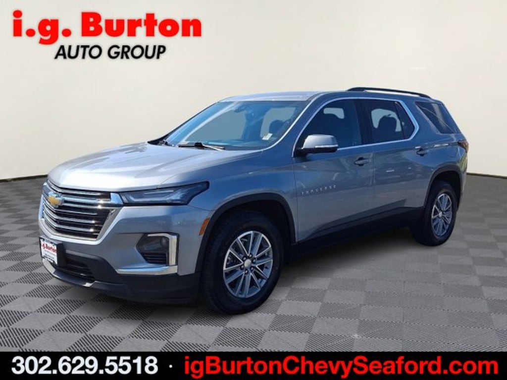 Used 2023 Chevrolet Traverse LT SUV
