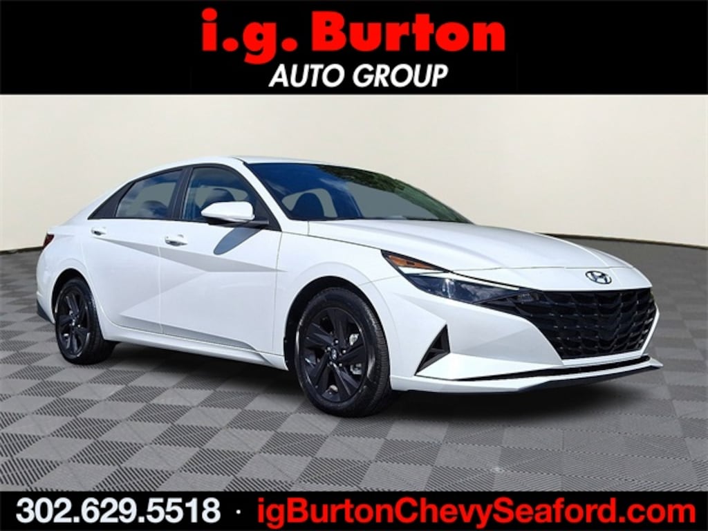 Used 2022 Hyundai Elantra SEL Sedan