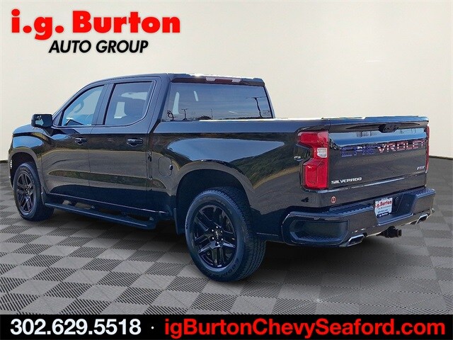 2023 Chevrolet Silverado 1500 RST photo 4