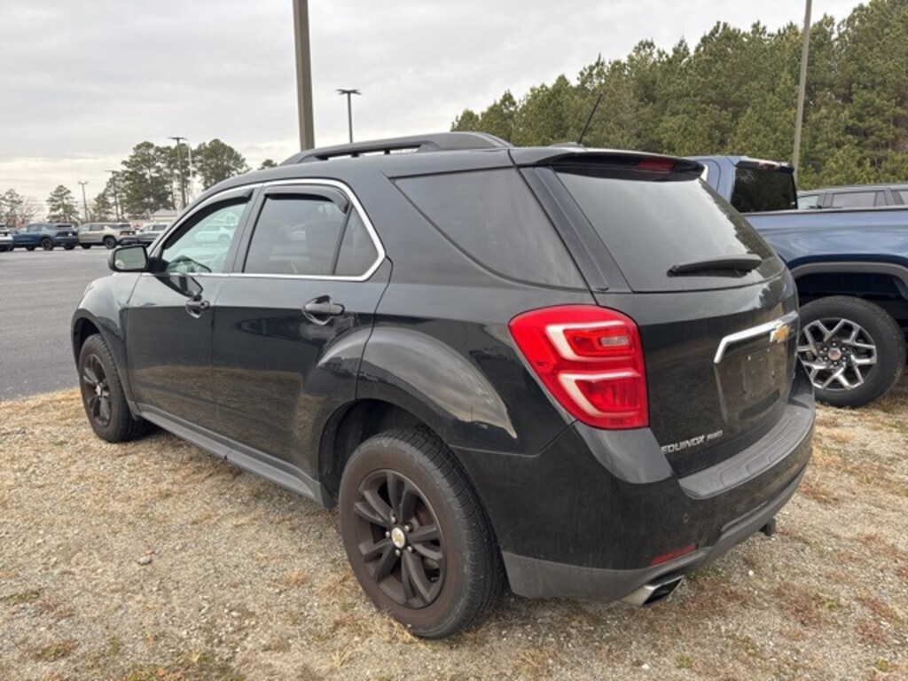 Used 2017 Chevrolet Equinox LT SUV
