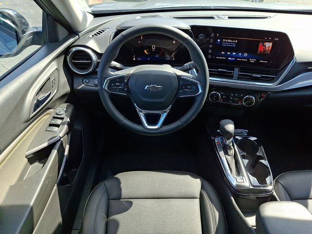 2025 Chevrolet Trax Activ - Photo 10