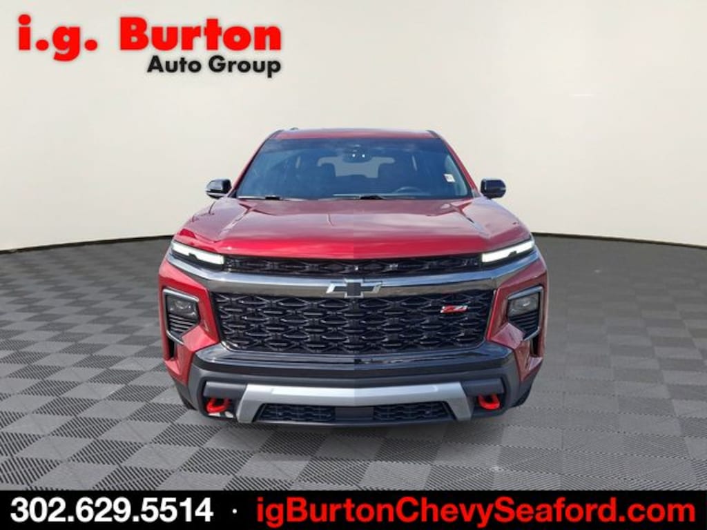 Used 2025 Chevrolet Traverse Z71 SUV
