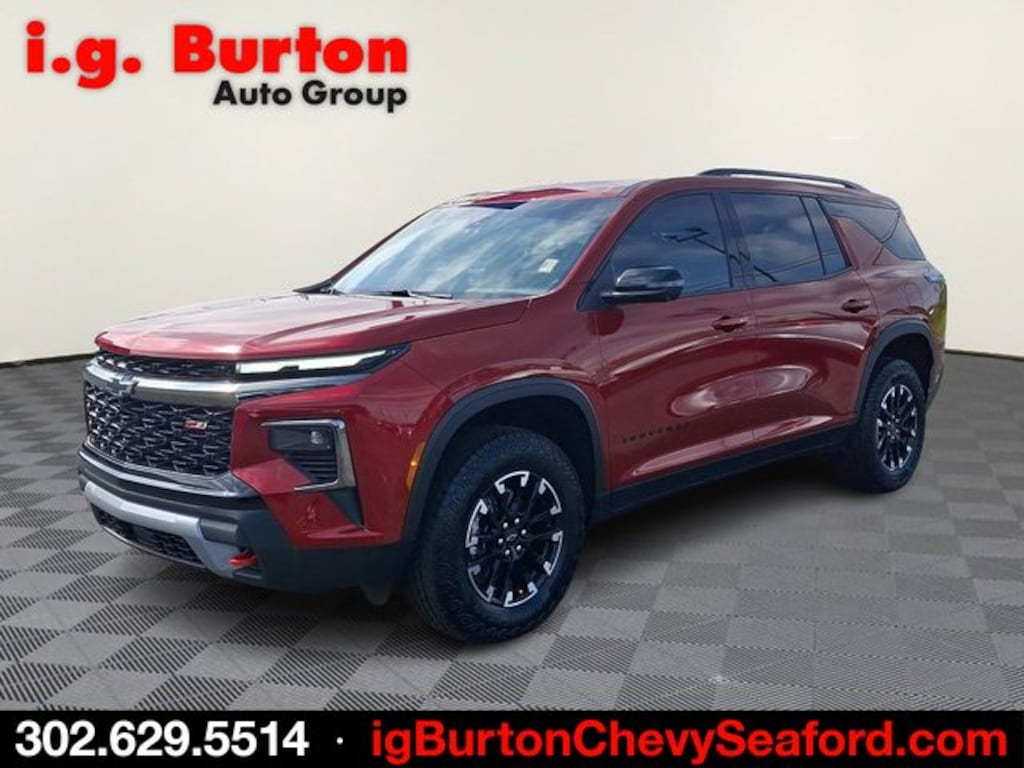 Used 2025 Chevrolet Traverse Z71 SUV