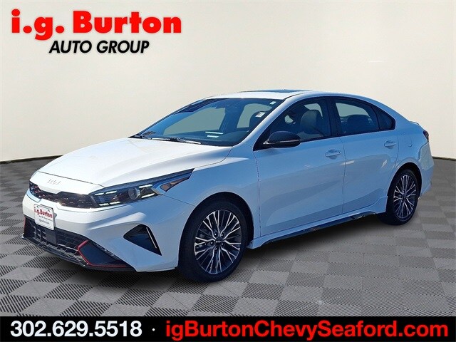 2024 Kia Forte GT-Line photo 3